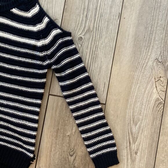 Quinn Medium Knitted Sweater with Peek a Boo Shoulders Navy and White - Picture 4 of 7